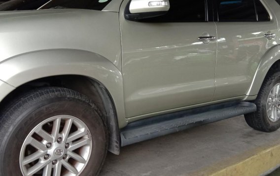 2014 Toyota Fortuner for sale in Quezon City-2