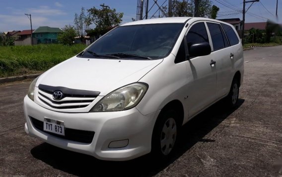 Toyota Innova 2010 for sale in Makati 