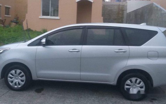 Selling Silver Toyota Innova 2017 -3