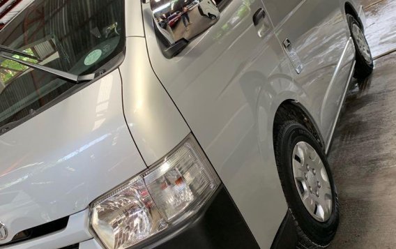 Silver Toyota Hiace 2017 for sale in Quezon City-2
