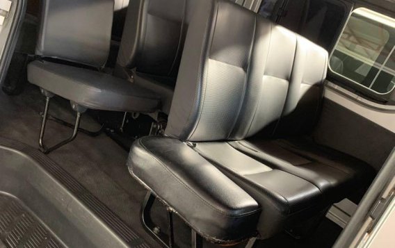 Silver Toyota Hiace 2017 for sale in Quezon City-4