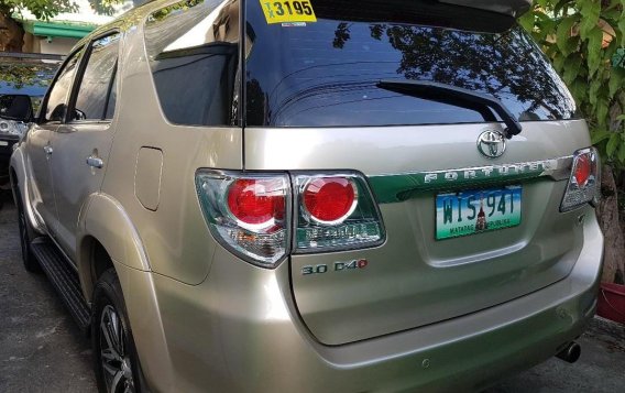Toyota Fortuner 2013 for sale in Makati -3