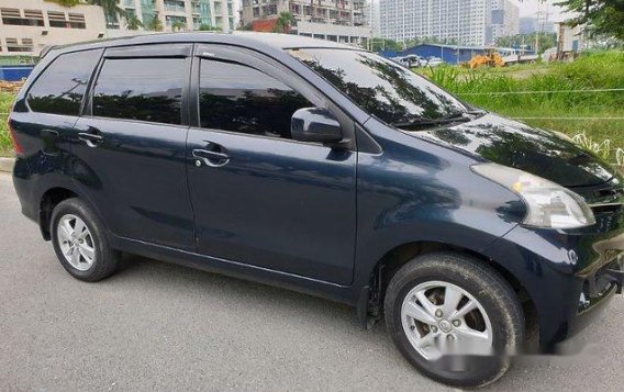 Selling Black Toyota Avanza 2015 Manual Gasoline -1