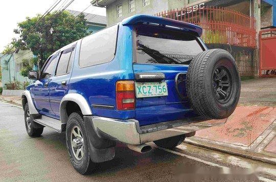 Sell Blue 1993 Toyota Hilux at 130000 km -4