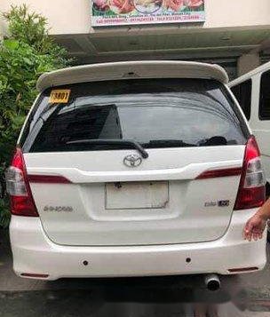 White Toyota Innova 2016 at 50000 km for sale-5