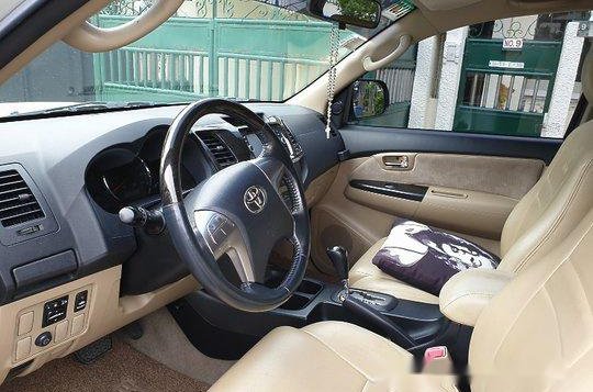 Toyota Fortuner 2014 Automatic Diesel for sale-3