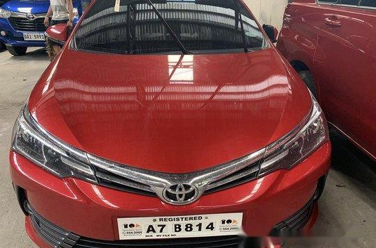 Selling Red Toyota Corolla Altis 2018 at 3800 km -1