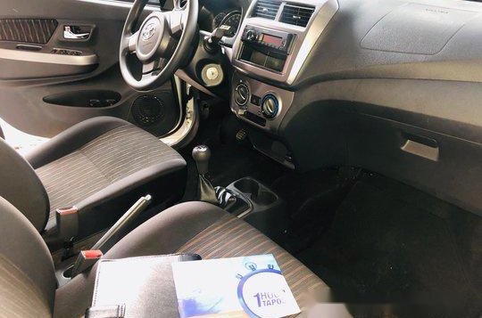 Selling Silver Toyota Wigo 2019 in Quezon City -5