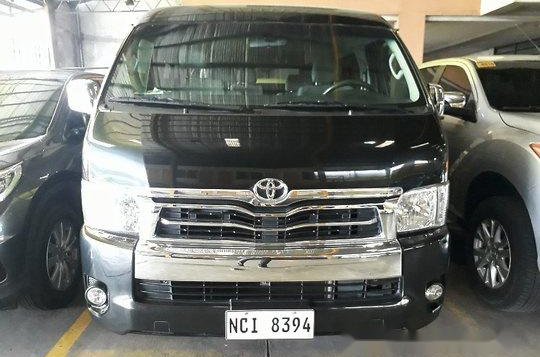 Selling Black Toyota Hiace 2017 at 33710 km 