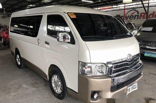 Sell White 2016 Toyota Hiace Automatic Diesel at 33000 km-7