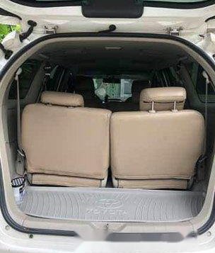 White Toyota Innova 2016 at 50000 km for sale-7