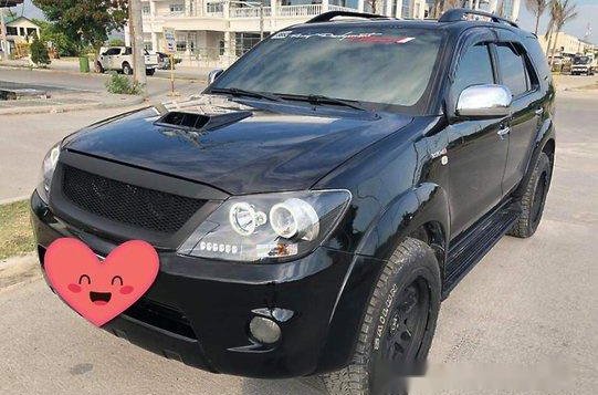 Black Toyota Fortuner 2007 at 130000 km for sale