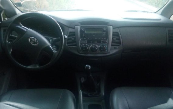 2013 Toyota Innova at 100000 km for sale -4