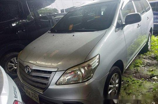 Silver Toyota Innova 2015 at 72000 km for sale-2