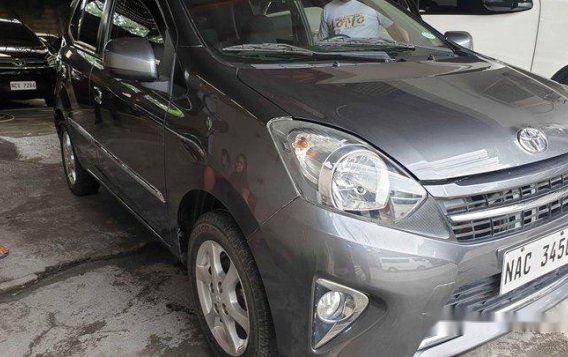 Selling Grey Toyota Wigo 2017 at 11800 km