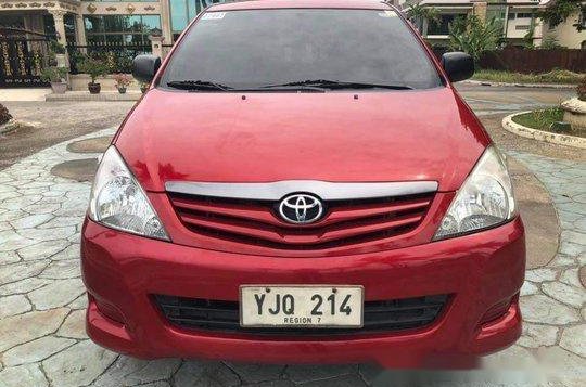 Red Toyota Innova 2010 Manual Diesel for sale-1