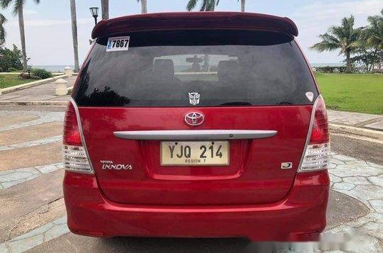 Red Toyota Innova 2010 Manual Diesel for sale-3