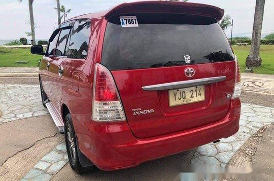 Red Toyota Innova 2010 Manual Diesel for sale-6
