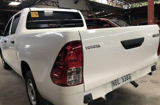 White Toyota Hilux 2019 for sale in Quezon City -2