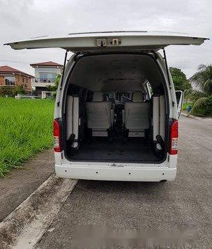Sell White 2018 Toyota Hiace at 21000 km-6