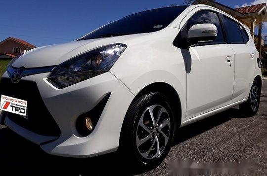 Sell White 2018 Toyota Wigo at 14274 km-1