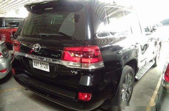 Sell Black 2015 Toyota Land Cruiser at 24622 km-2