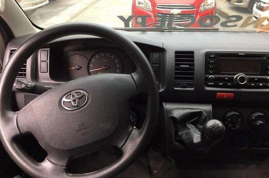 Silver Toyota Hiace 2017 at 18000 km for sale-6