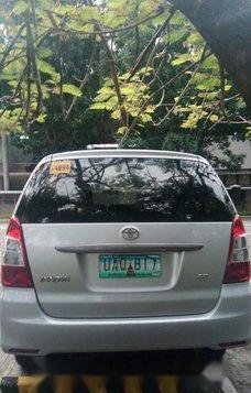 Silver Toyota Innova 2013 at 95000 km for sale -2