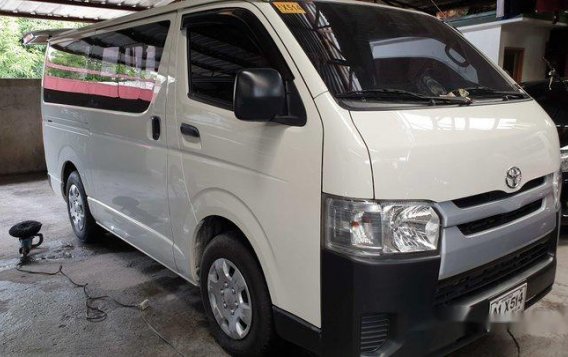 Selling White Toyota Hiace 2018 at 5500 km 
