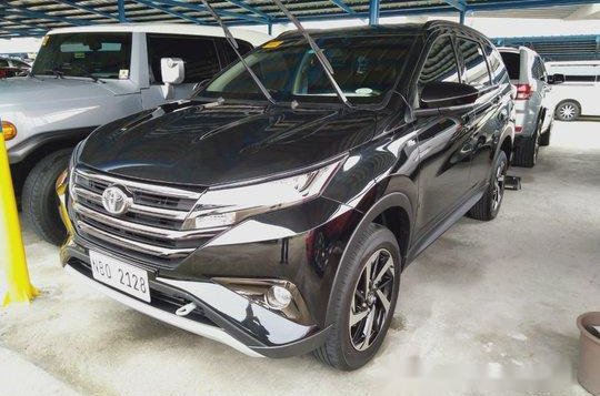 Black Toyota Rush 2019 for sale in Makati-3