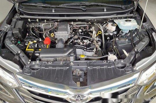 Black Toyota Avanza 2017 Automatic Gasoline for sale-10