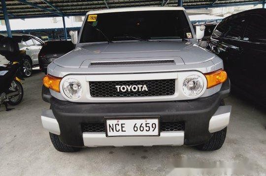 Selling Silver Toyota Fj Cruiser 2016 in Makati -1