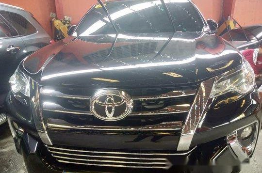 Black Toyota Fortuner 2017 Automatic Diesel for sale-1