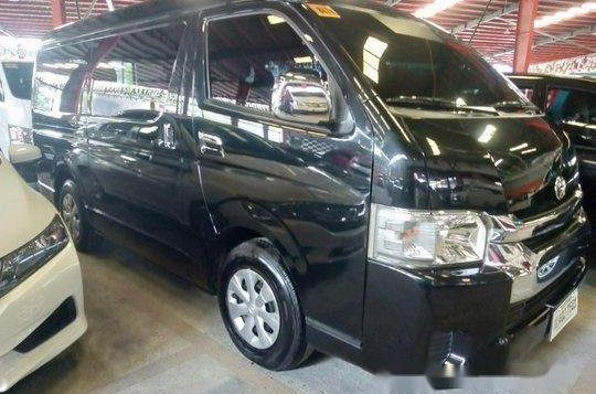 Selling Black Toyota Hiace 2017-1