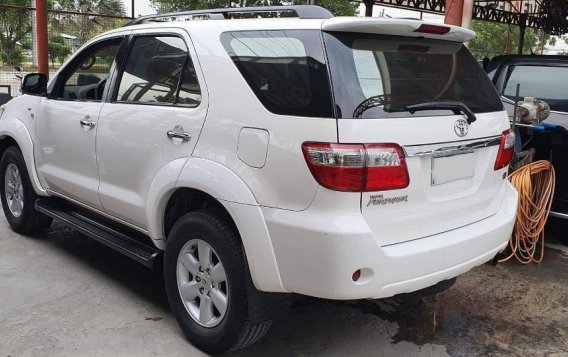 White 2010 Toyota Fortuner for sale -2