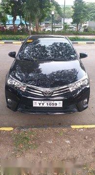 Sell Black 2016 Toyota Corolla Altis at 13000 km -3