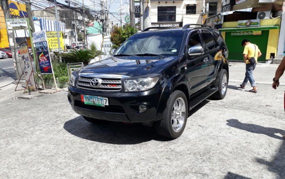 2010 Toyota Fortuner for sale in Quezon City