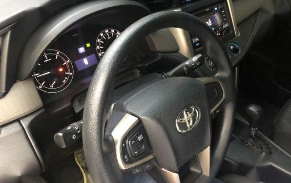 Sell 2016 Toyota Innova in Quezon City-3