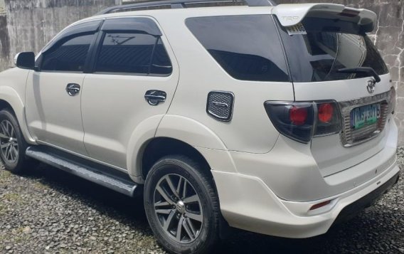 2014 Toyota Fortuner for sale in Quezon City-2