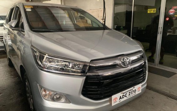 Selling Silver Toyota Innova 2017 in Quezon City -1