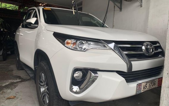 White Toyota Fortuner 2018 for sale in Quezon City 