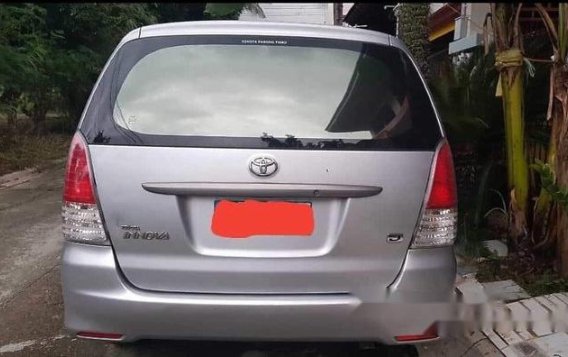 Silver Toyota Innova 2010 Manual Diesel for sale -2