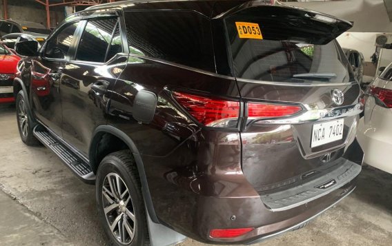 Brown Toyota Fortuner 2018 for sale in Quezon City -2