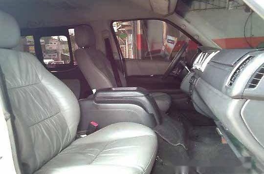 Selling Toyota Hiace 2014 at 86985 km -2