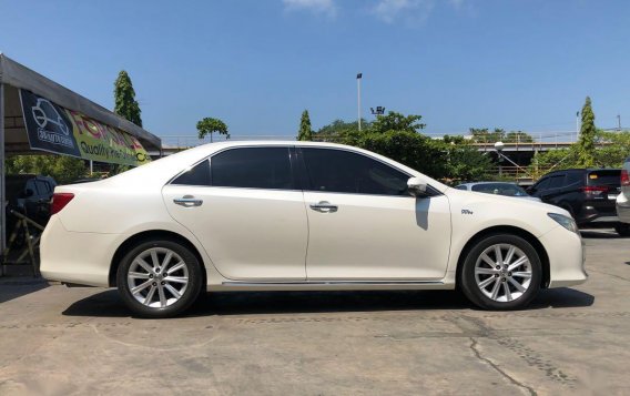 2014 Toyota Camry for sale in Makati -8