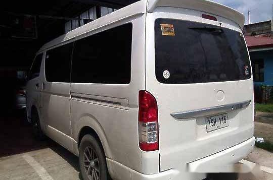 Selling Toyota Hiace 2014 at 86985 km -3
