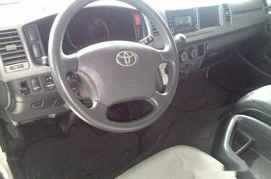 White Toyota Hiace 2013 at 59536 km for sale -5