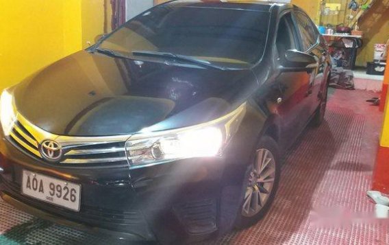 Selling Black Toyota Corolla Altis 2014 in Pasay-1