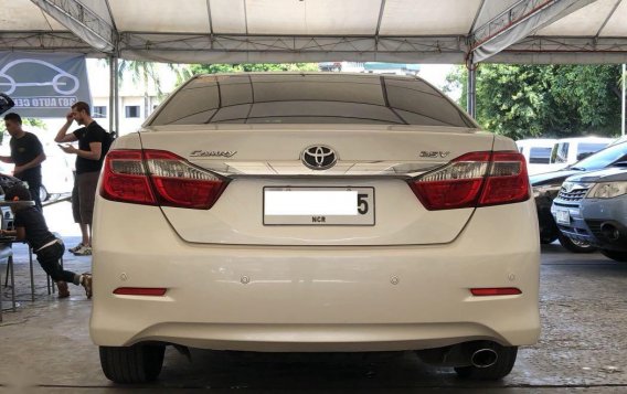 2014 Toyota Camry for sale in Makati -3