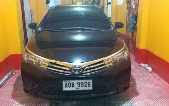 Selling Black Toyota Corolla Altis 2014 in Pasay